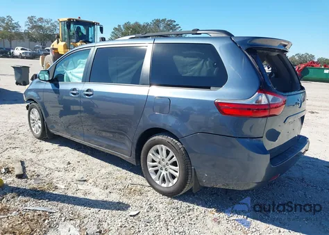 2017 Toyota Sienna Xle 8 Passenger from USA, damaged, VIN 5TDYZ3DC5HS848253